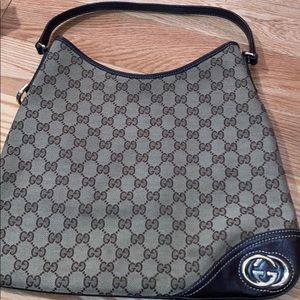 Authentic Gucci Brit New Brit Hobo